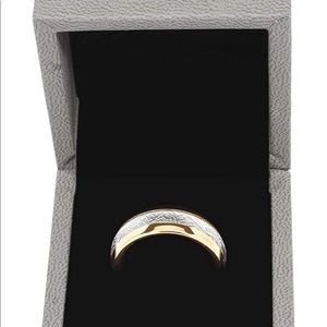 Tungsten men’s gold wedding band